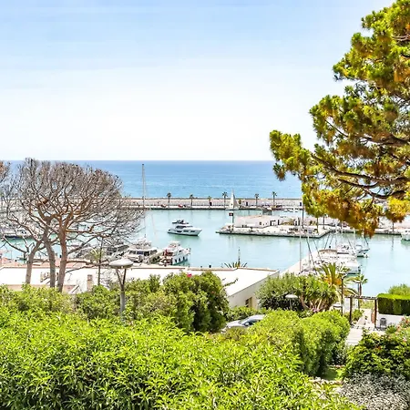 Infinity Jupi Sea Apartment *