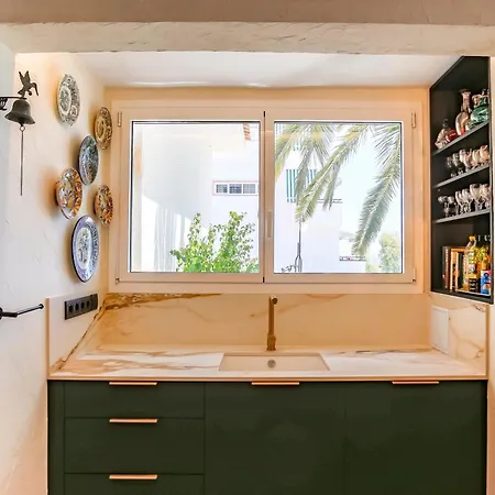 Infinity Jupi Sea Sitges