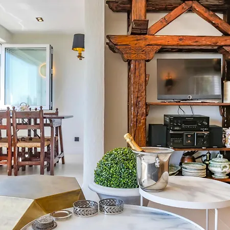 Infinity Jupi Sea Sitges