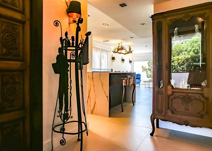 Infinity Jupi Sea * Sitges