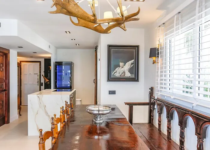 Infinity Jupi Sea Sitges